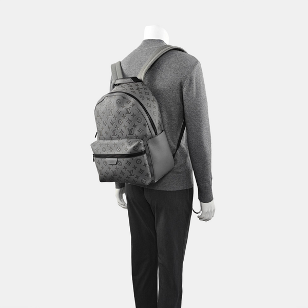 DISCOVERY Monogram Calfskin Gray