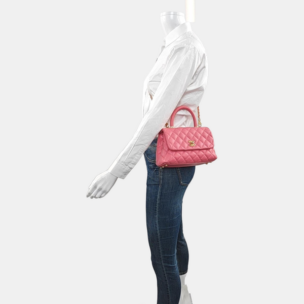 COCO HANDLE Becerro Granulado Acolchado Pequeño Rosa