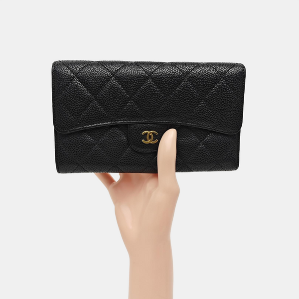 CLASSIC FLAP Mini Quilted Grained Calfskin Black Wallet