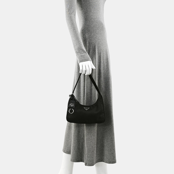 Re-Edition2000 Mini Nylon Black