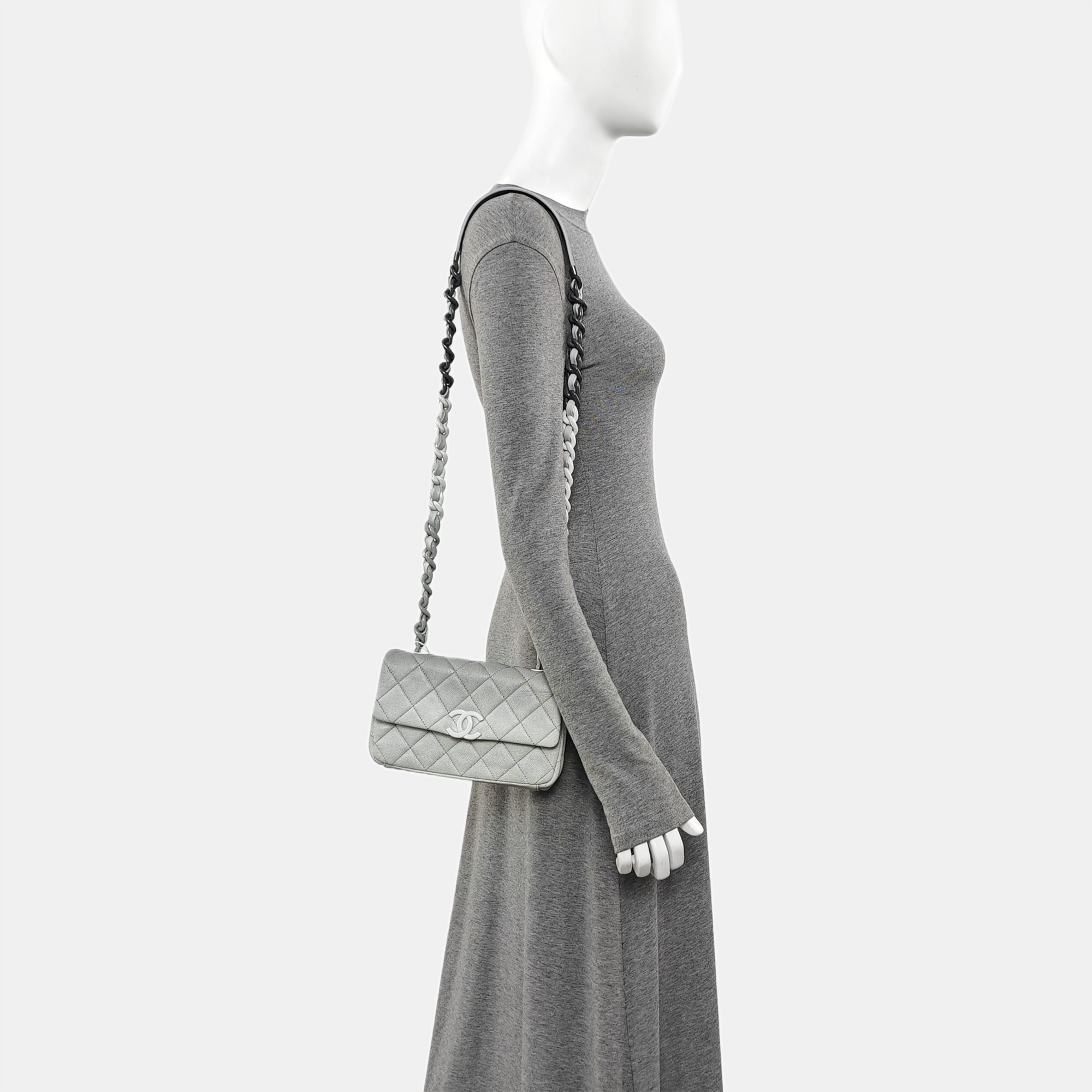 Grained Calfskin Shoulder Bag Green