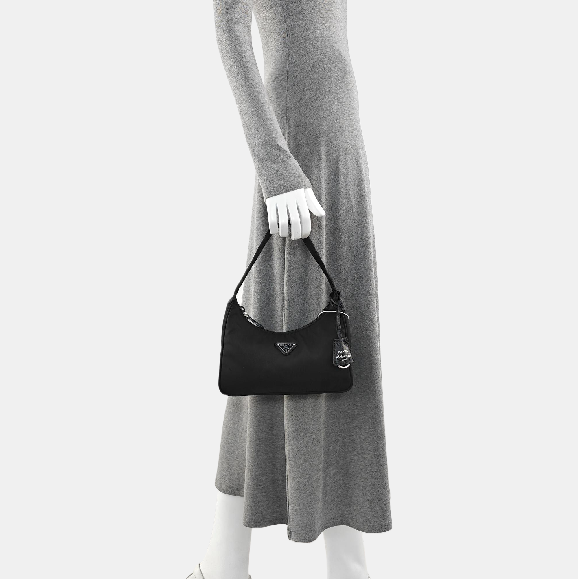 Re-Edition2000 Mini Nylon Black