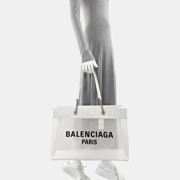 Lambskin Shoulder Bag Large White