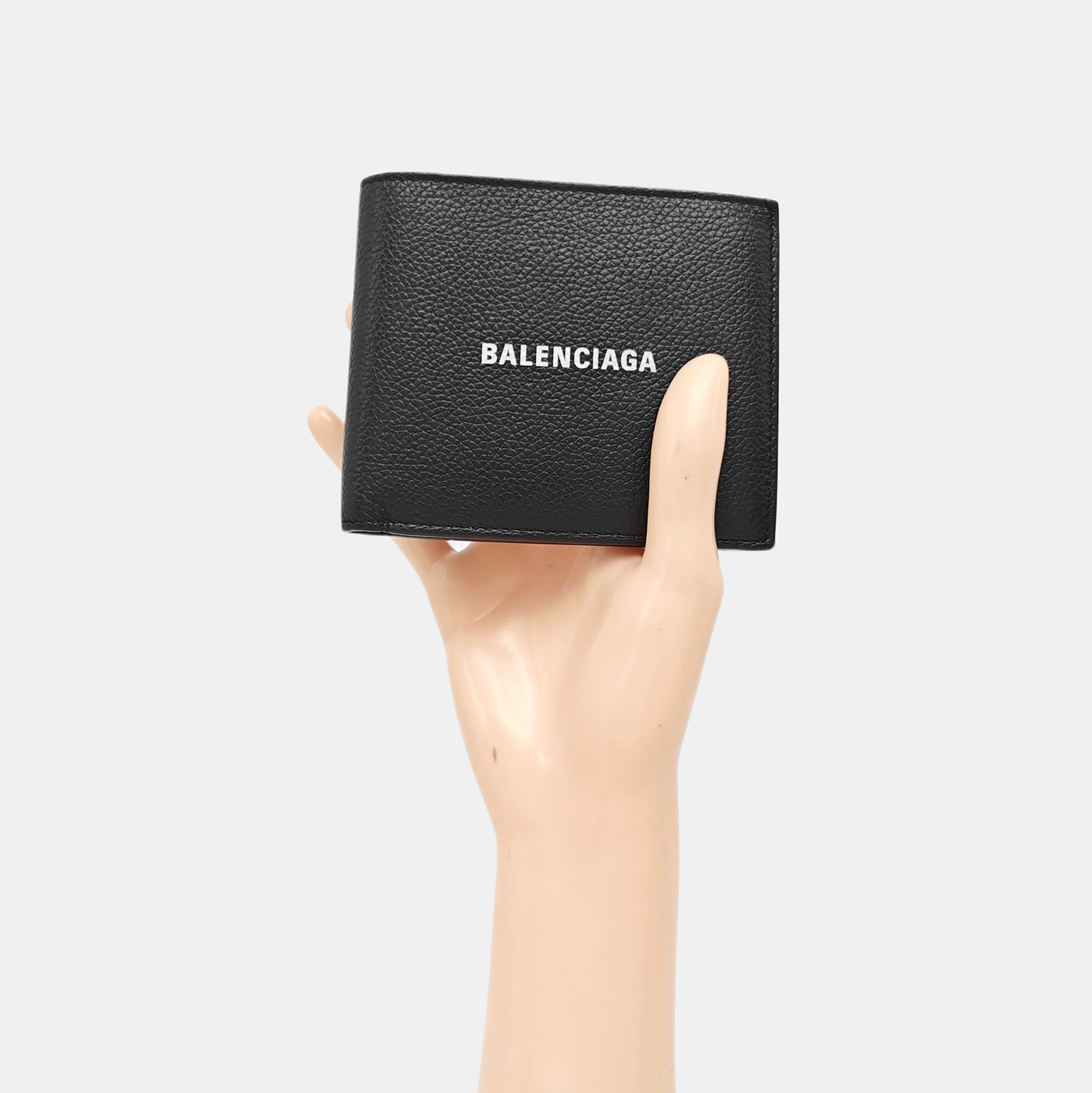Cash Calfskin Black Wallet
