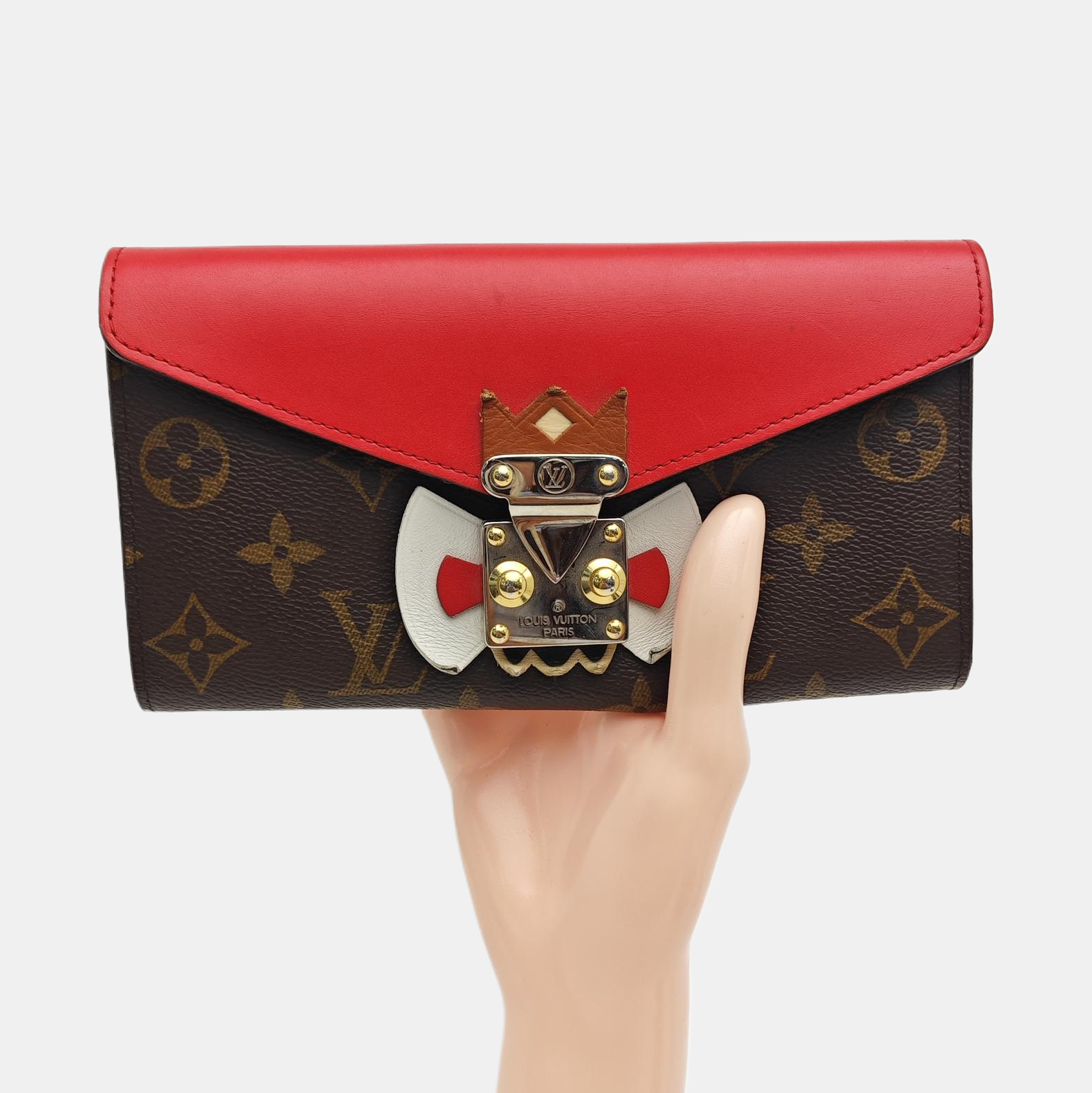 SARAH Monogram Coated Canvas Brown Wallet