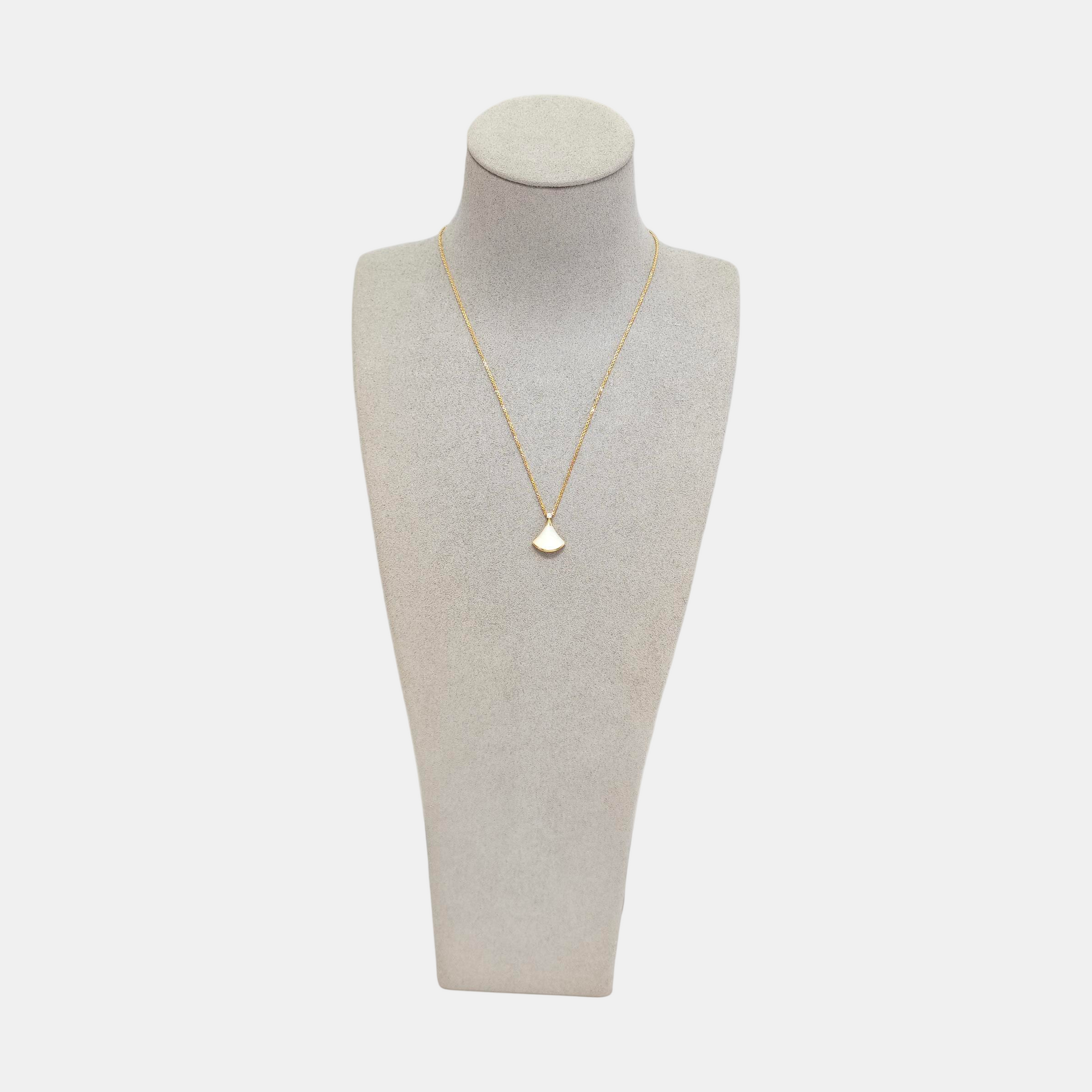 DIVAS' DREAM 18k Rose Gold Necklace