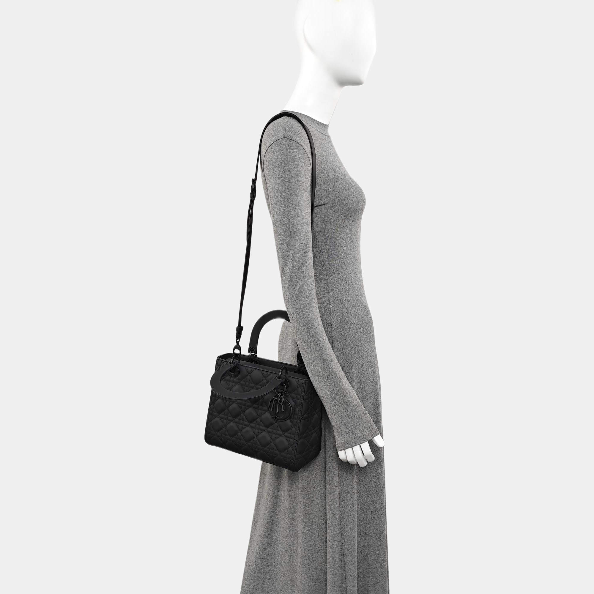 Lady Dior Medium Cannage Calfskin Black