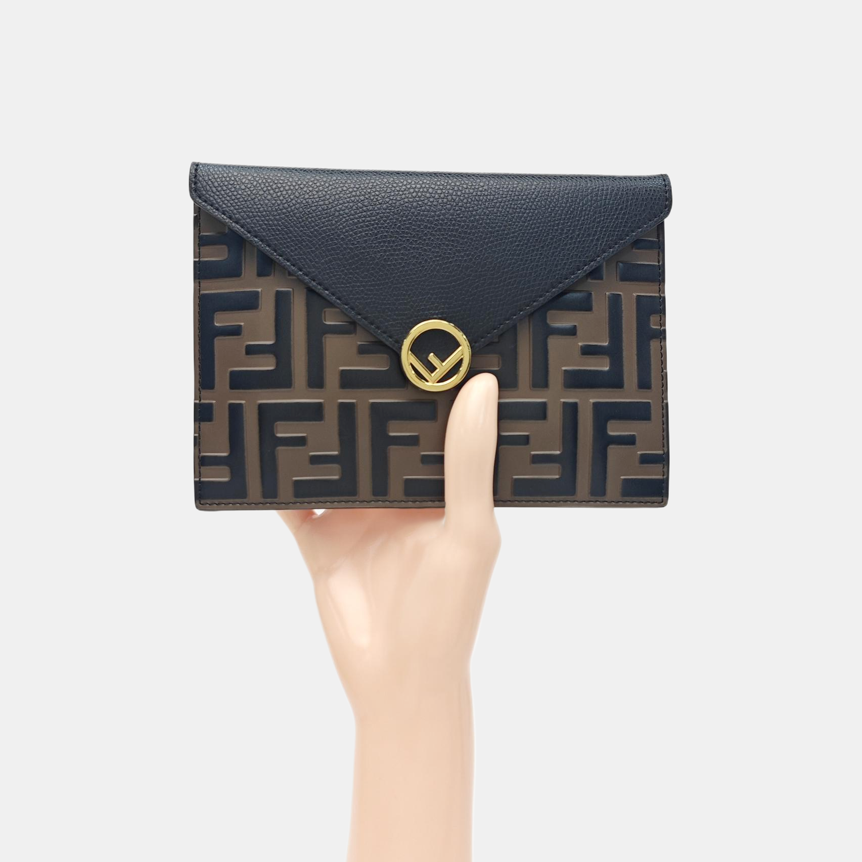 Calfskin Clutch Medium Brown
