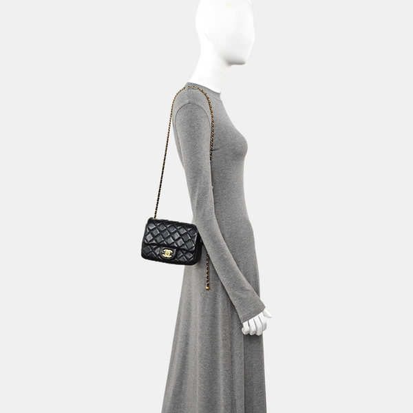 CLASSIC FLAP Mini Quilted Lambskin Black