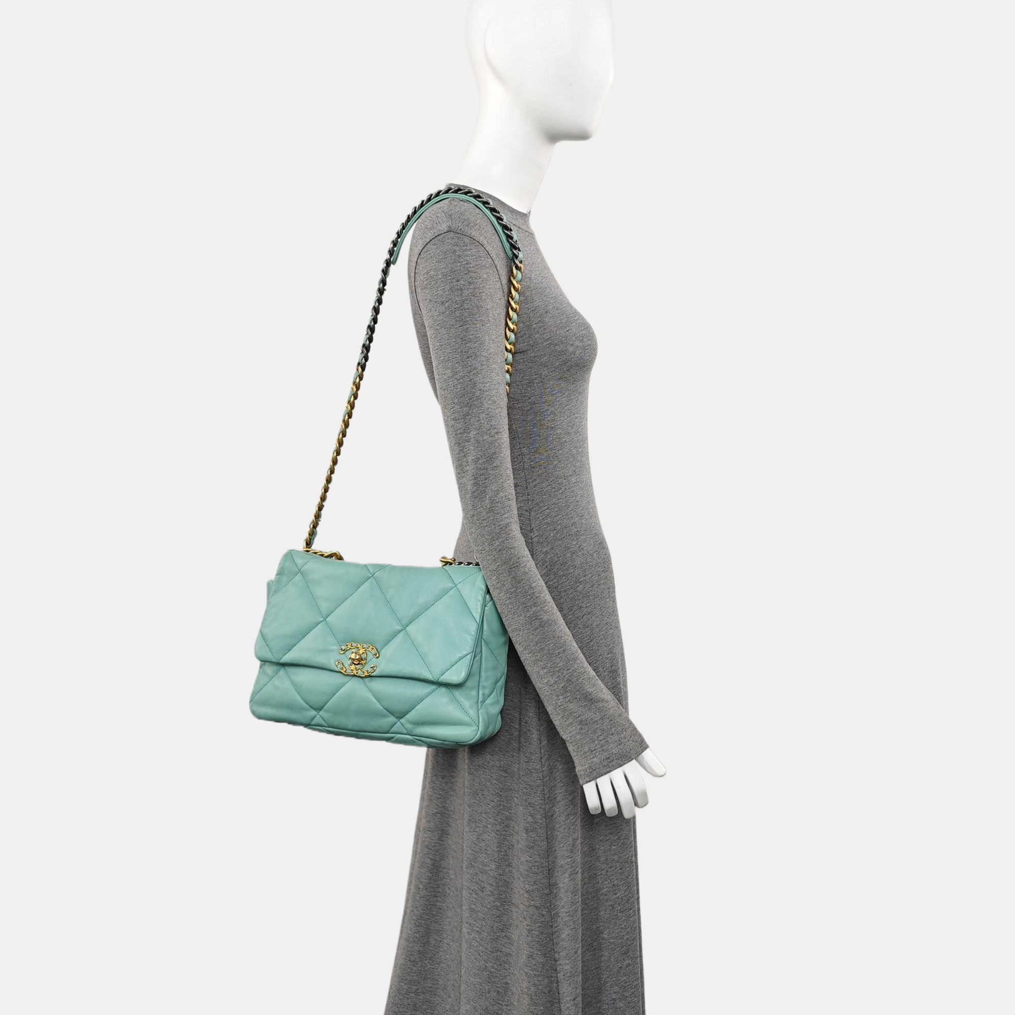 CHANEL 19 Large Quilted Lambskin Green