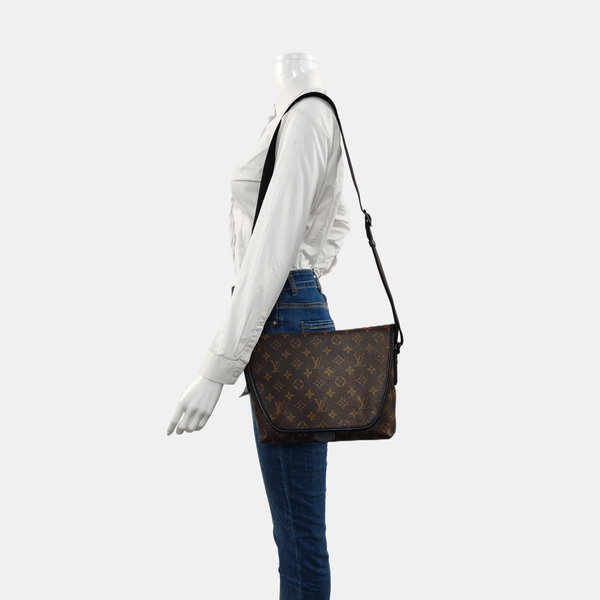 MAGNETIC Monogram Coated Canvas Brown