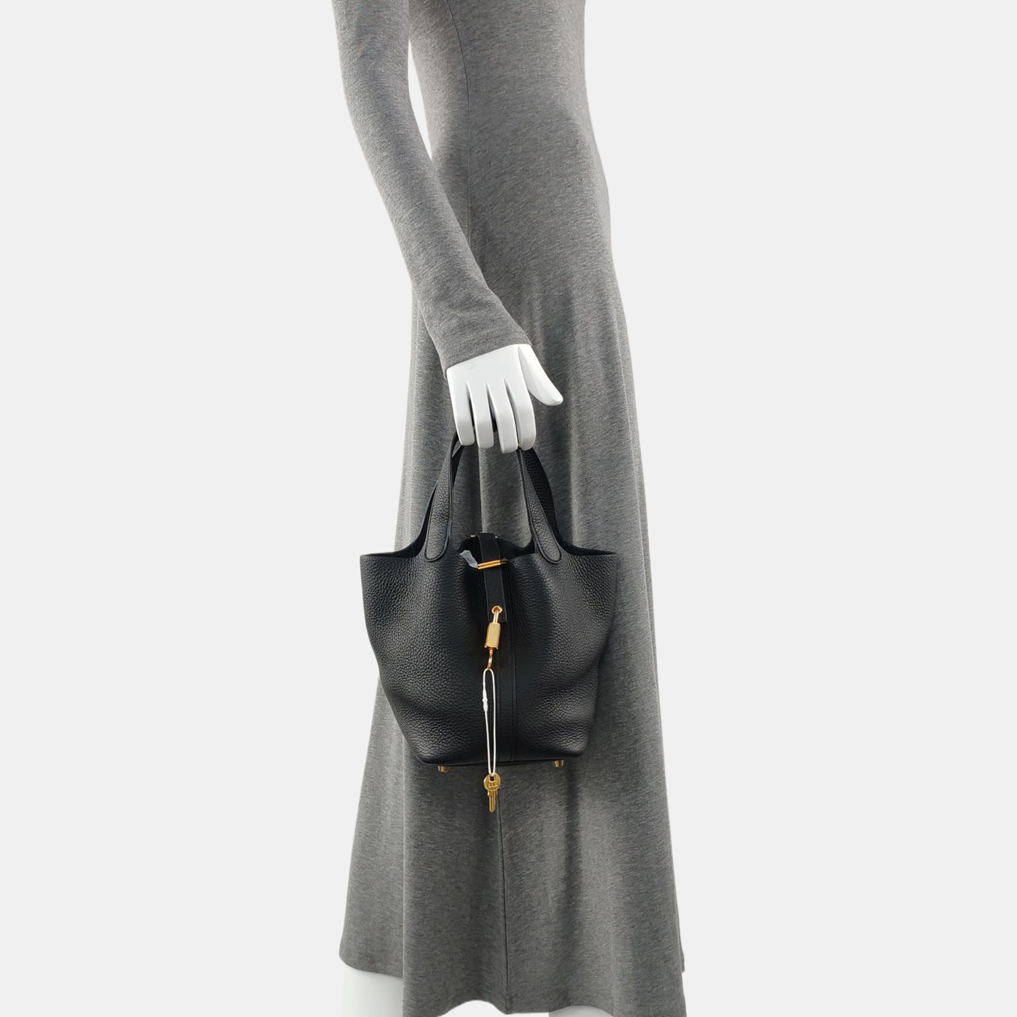 Authenticated pre-owned  Picotin Lock Clemence Black - Bucket Bag at Looply