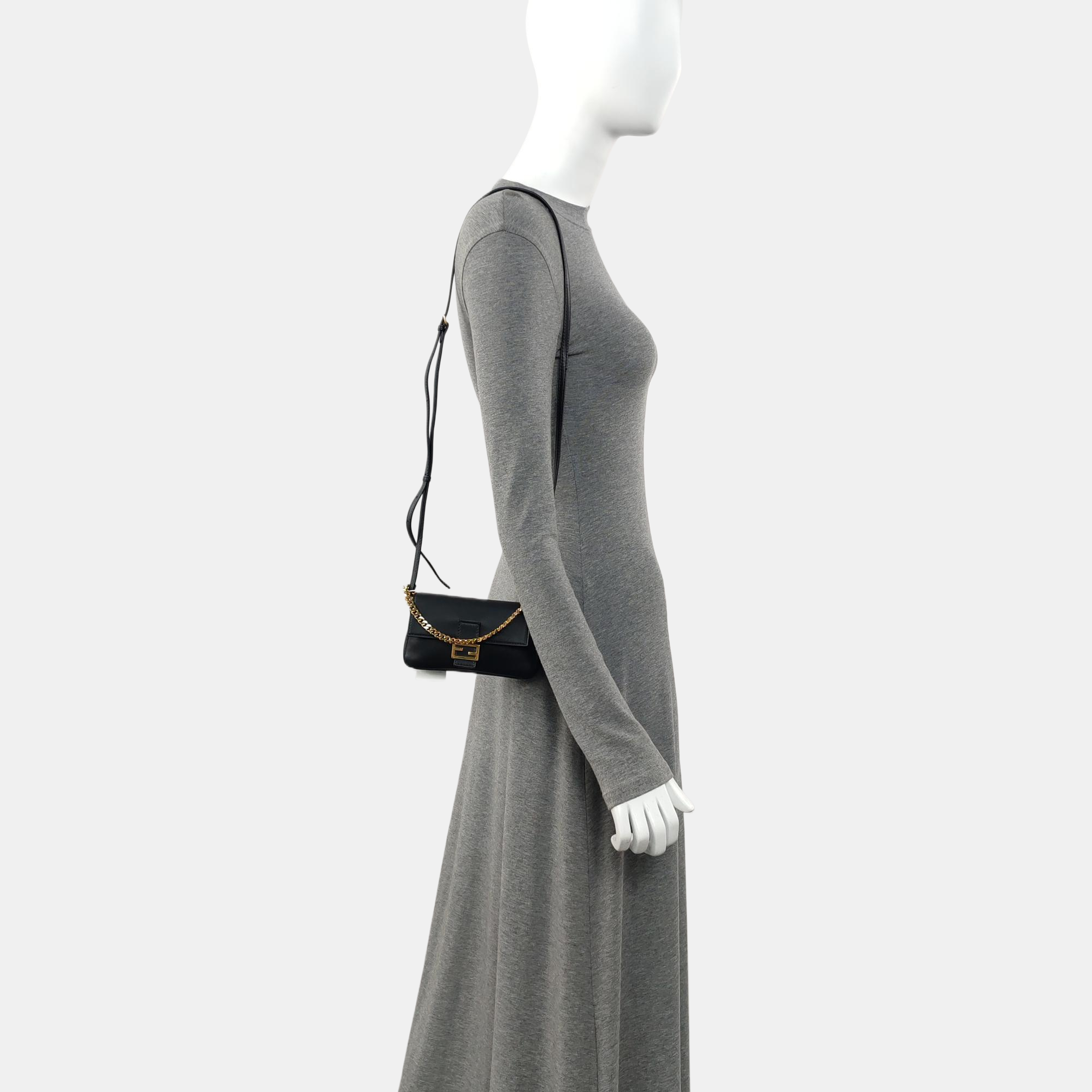 Authenticated pre-owned  Baguette Calfskin Black - Shoulder Bag at Looply