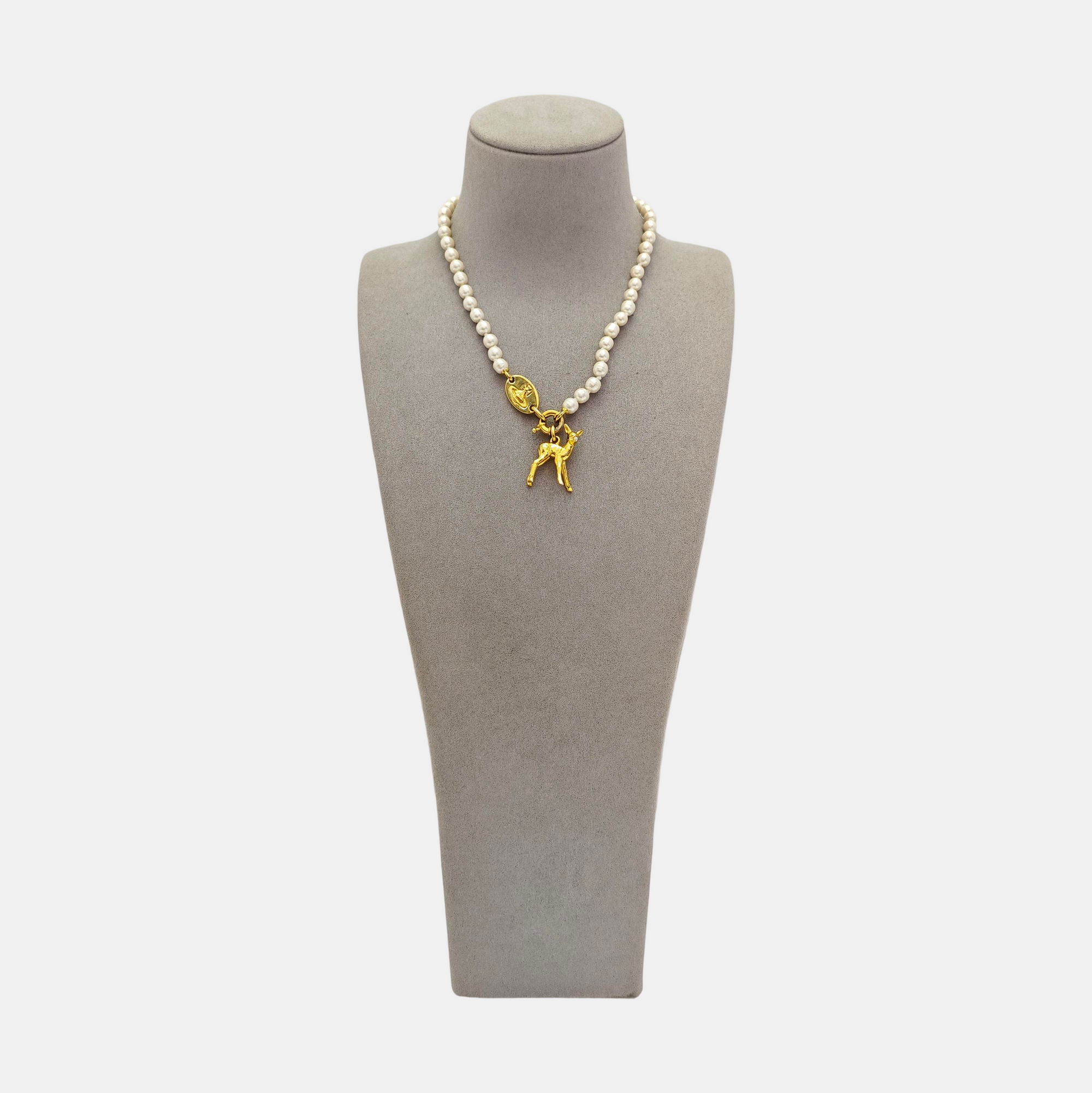 Faux Pearl White Necklace