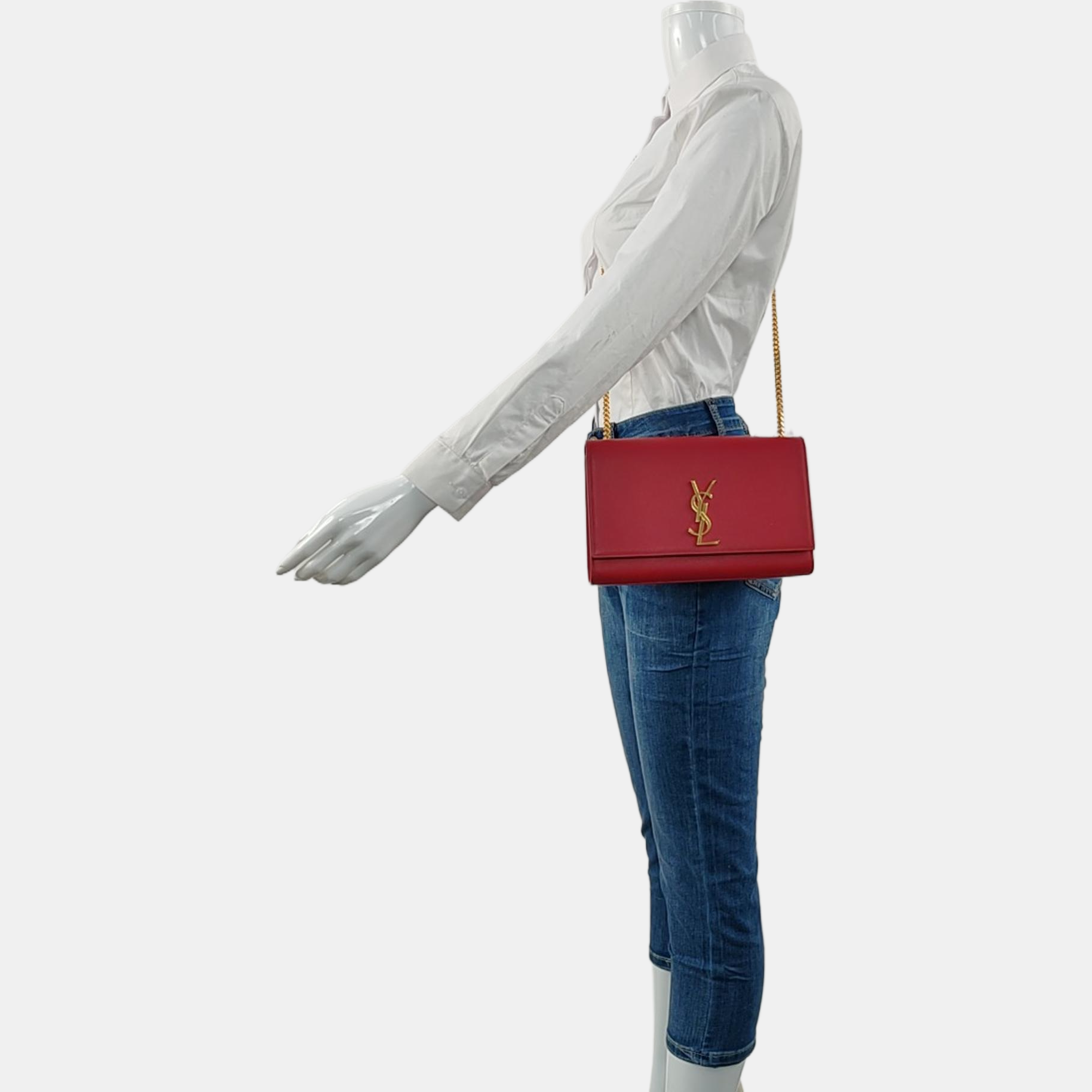 Authenticated pre-owned  KATE Medium Calfskin Red - Shoulder Bag at Looply
