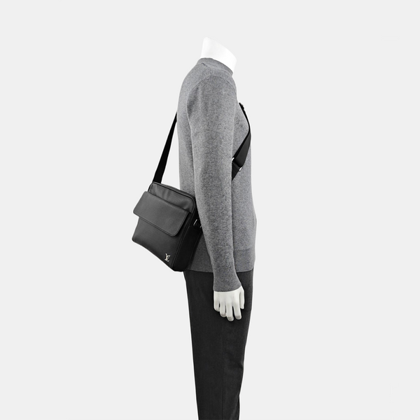 ALEX Calfskin Black