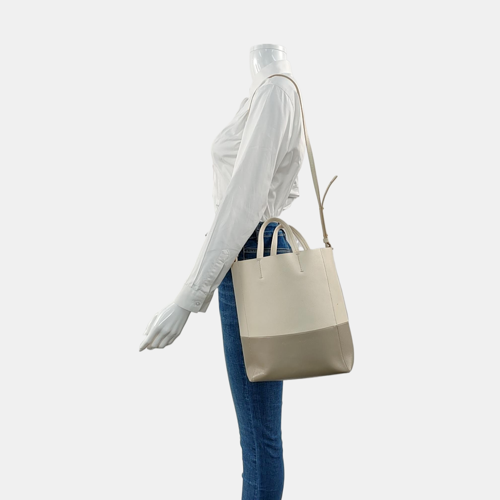 Authenticated pre-owned  VERTICAL CABAS Small Calfskin White - Tote Bag at Looply
