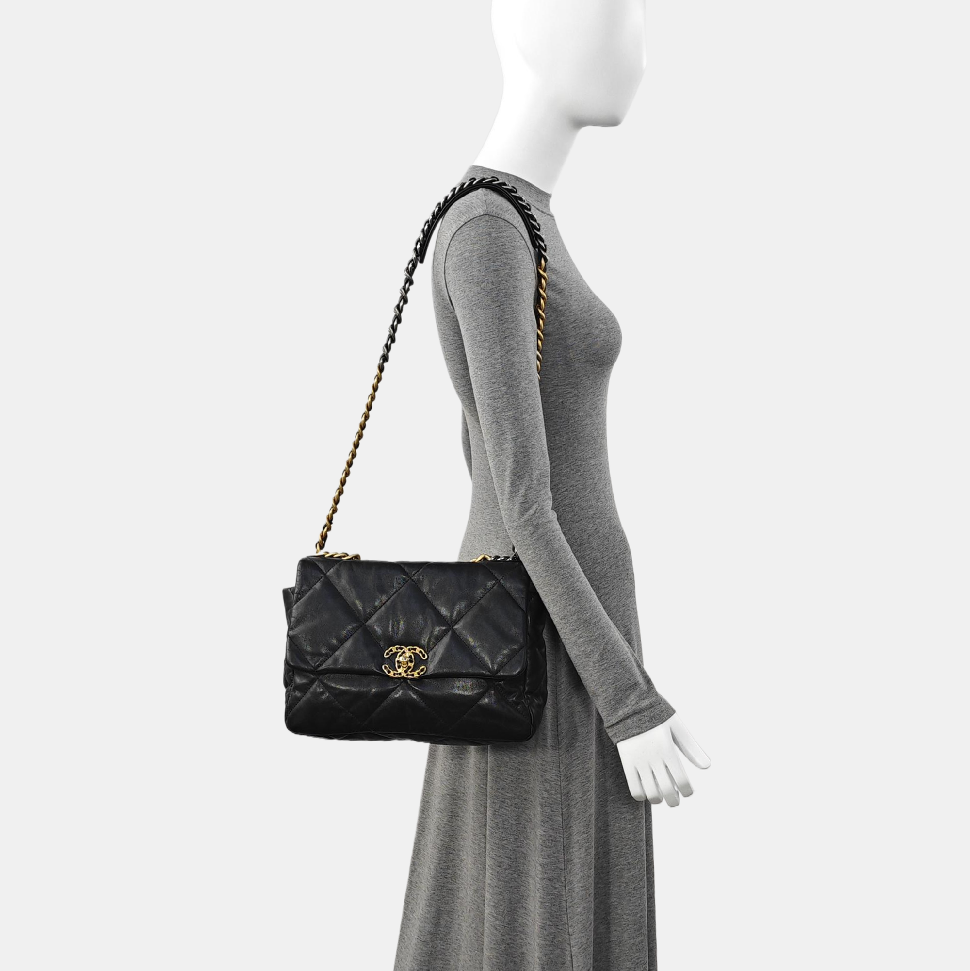 CHANEL 19 Large Quilted Lambskin Black