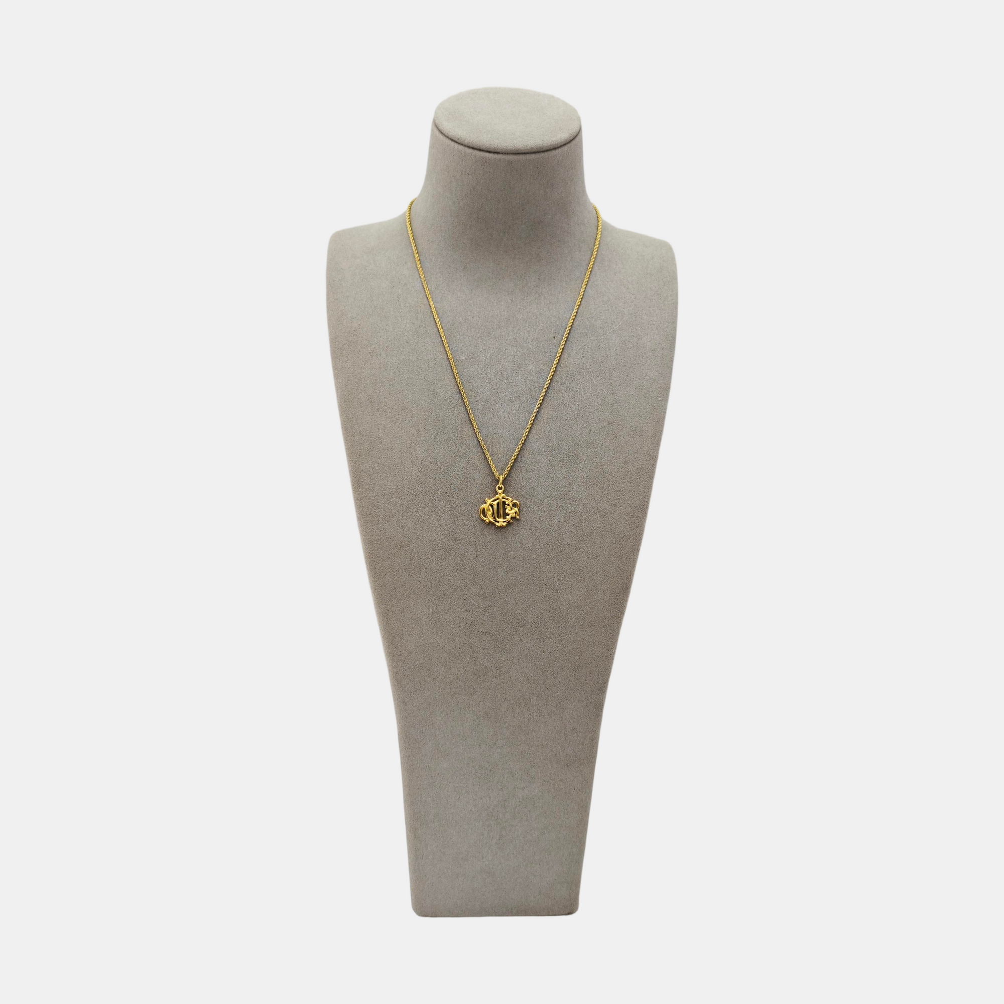 Insignia Metal Gold Necklace