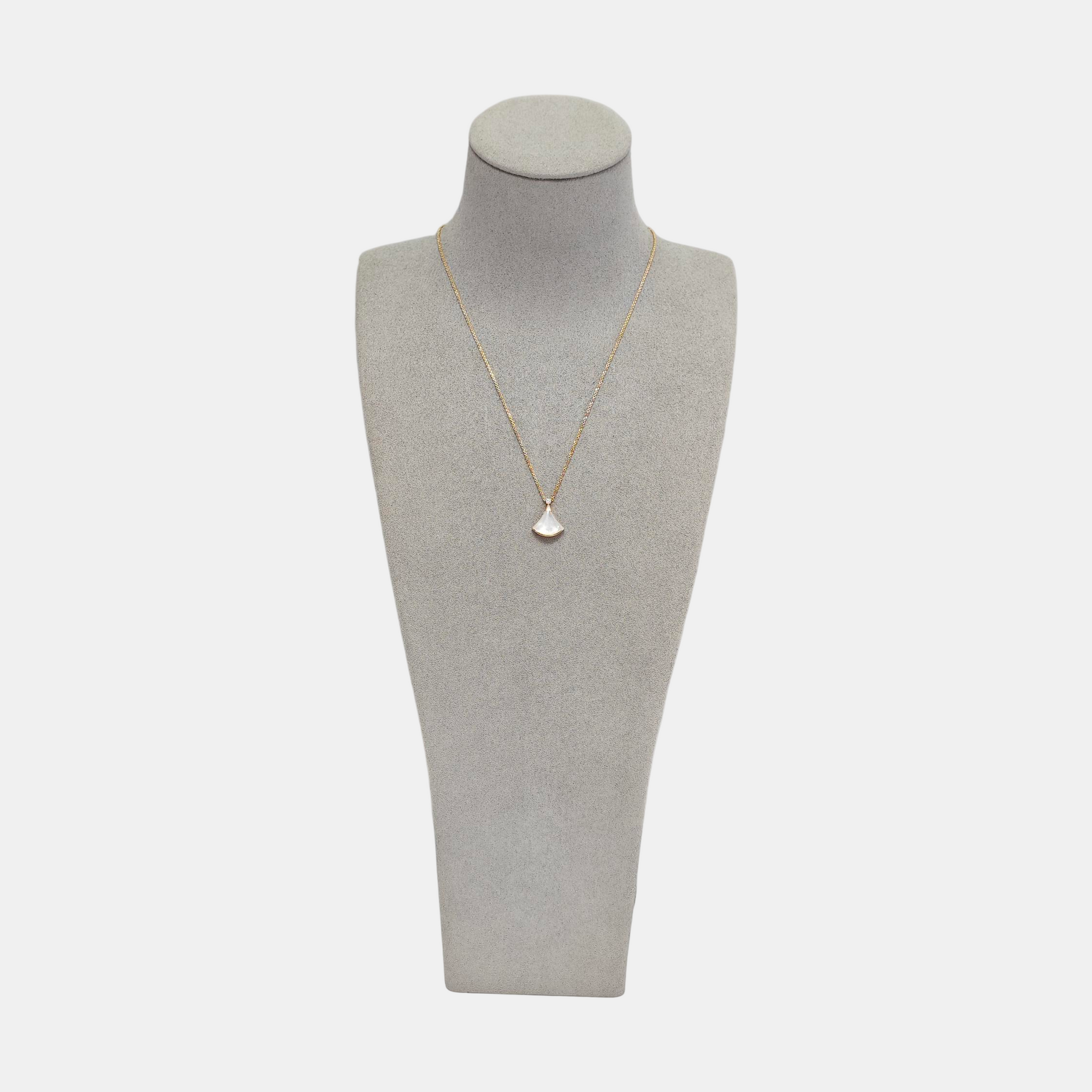DIVAS' DREAM 18k Rose Gold Necklace
