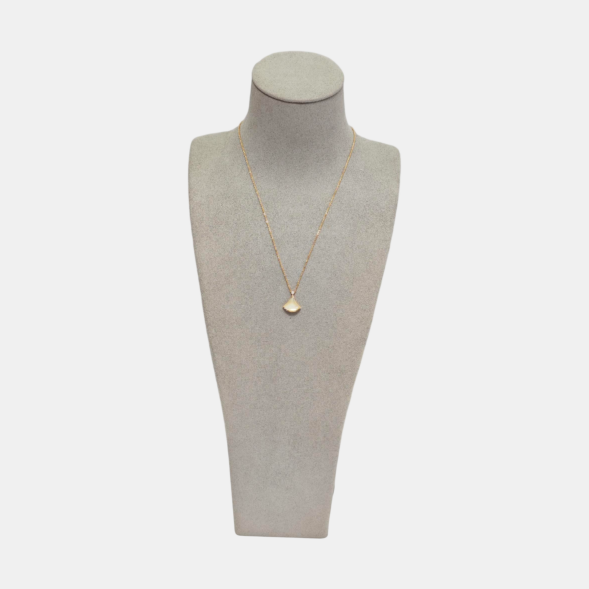 DIVAS' DREAM 18k Rose Gold Necklace