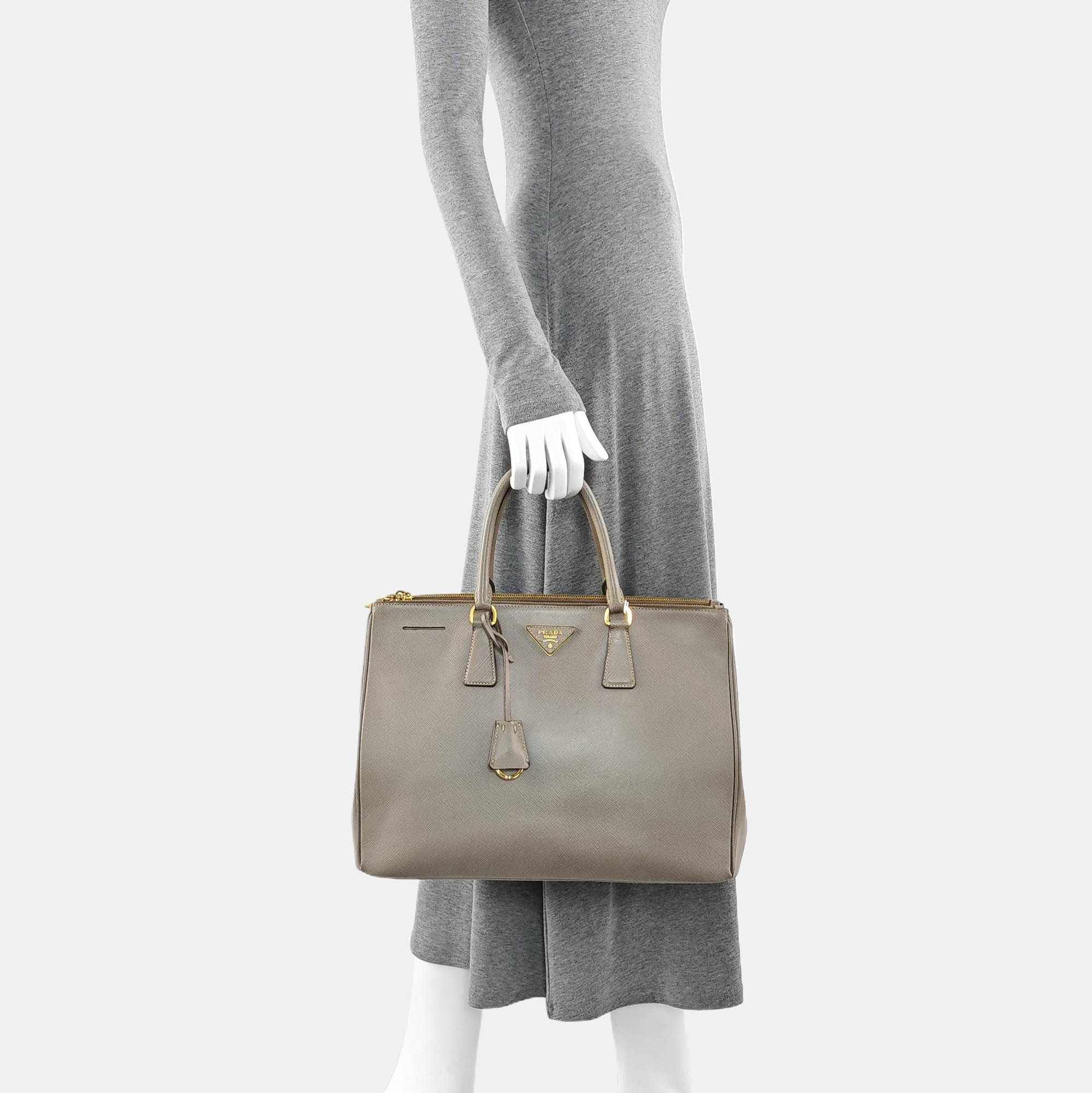 Galleria Extra Large Saffiano Calfskin Gray