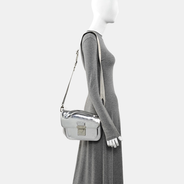 MONCEAU Patent Leather Silver