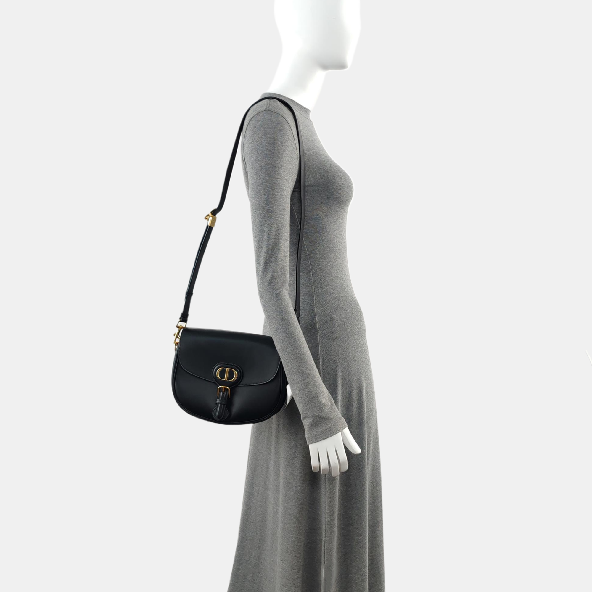 Bobby Medium Calfskin Black