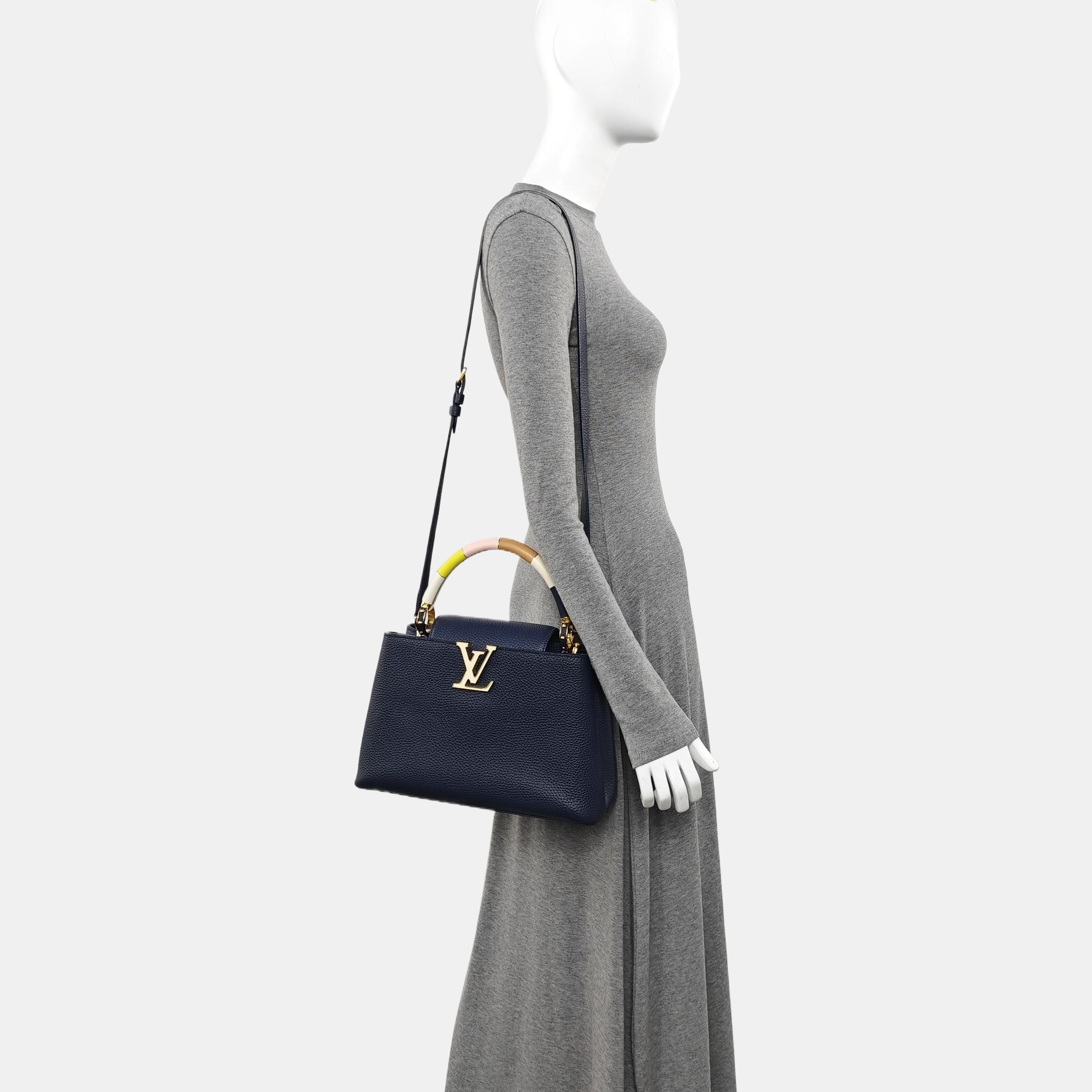 CAPUCINES MM Calfskin Blue