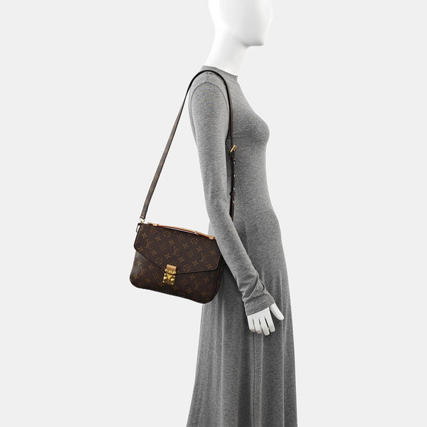 MÉTIS MM Monogram Coated Canvas Brown