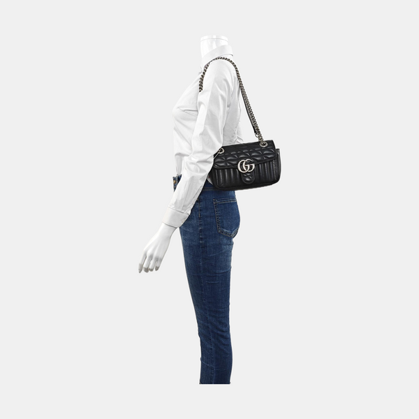 GG Marmont Small Quilted Calfskin Black