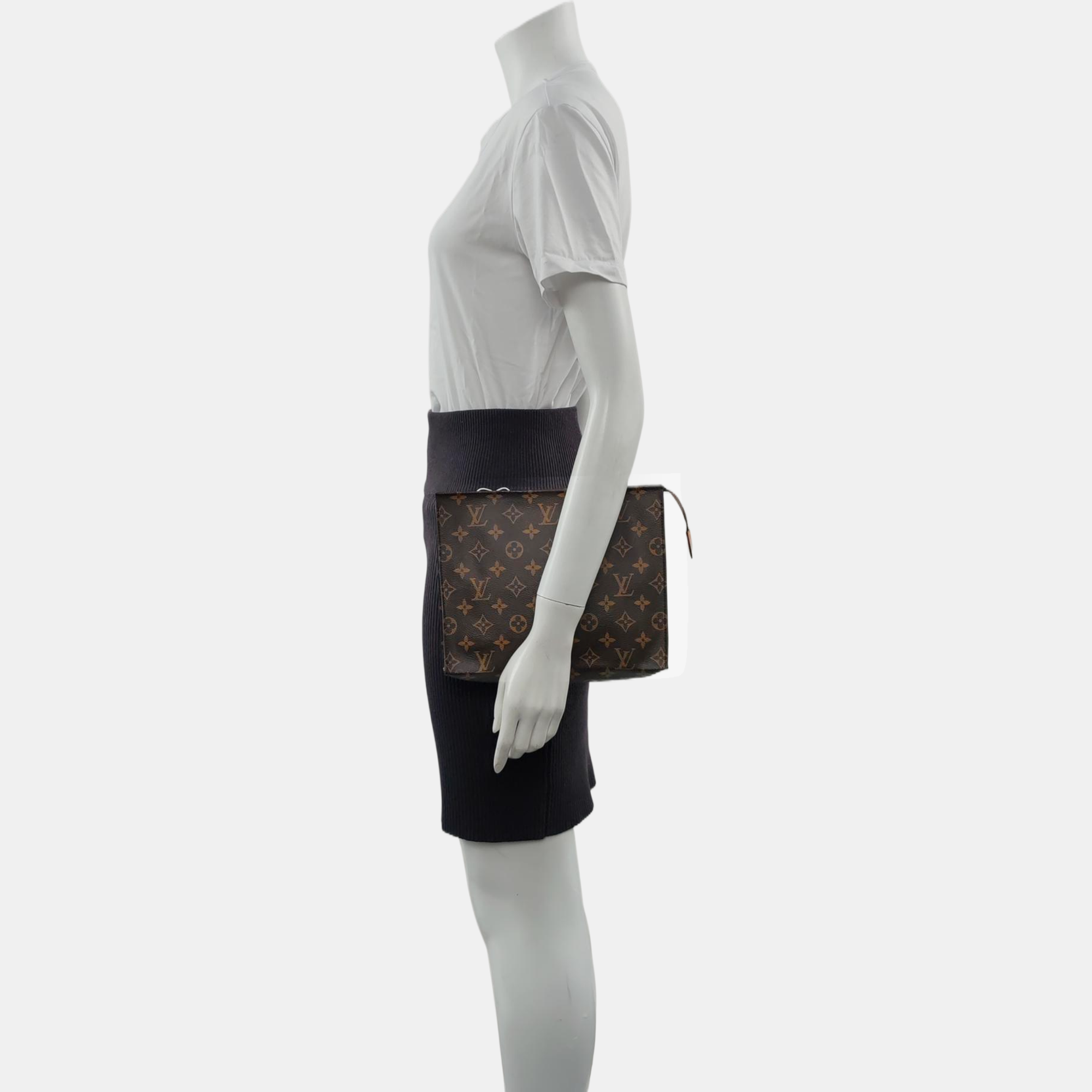 TOILET POCKET 26 Monogram Coated Canvas Brown