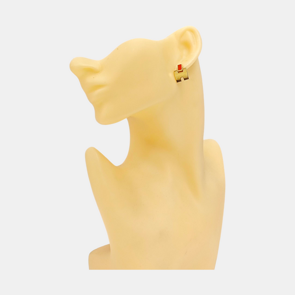 Eileen Metal Gold Stud Earrings