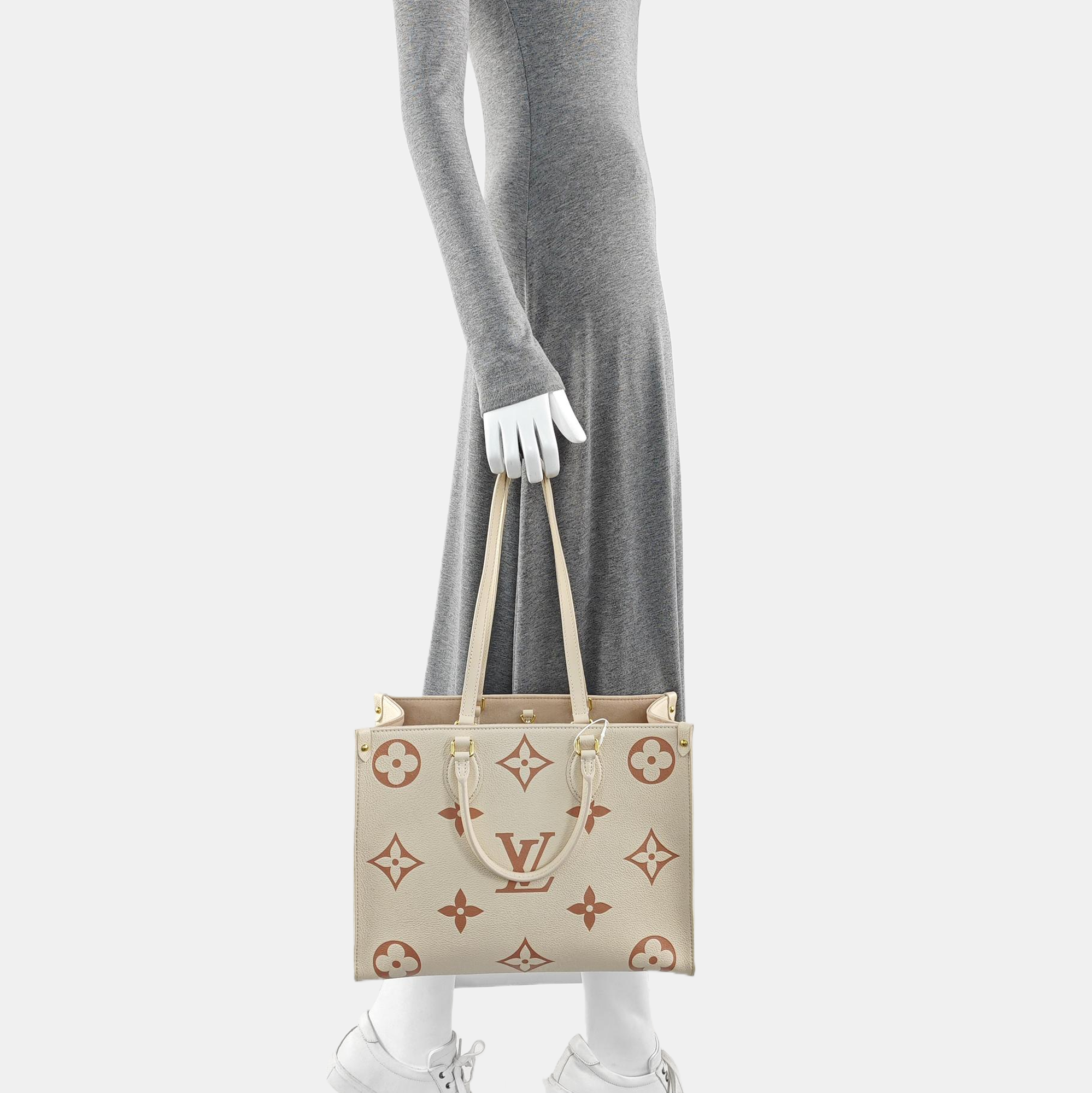 ONTHEGO MM Monogram Calfskin Beige