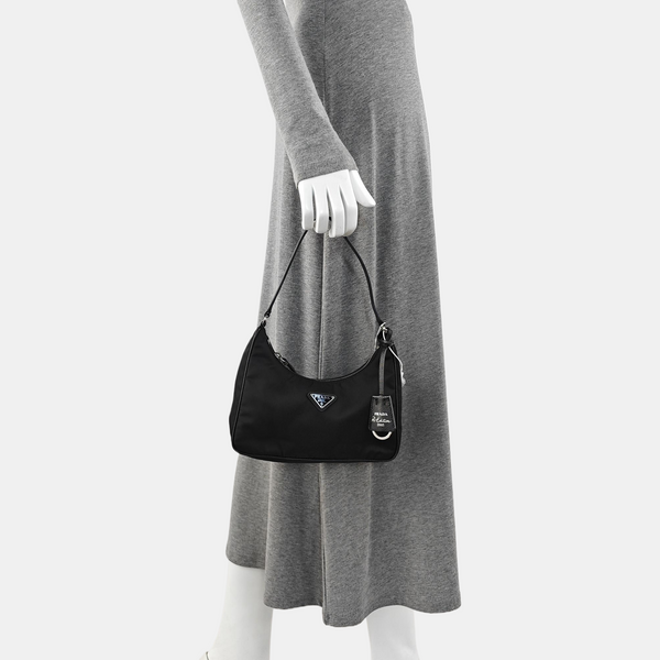 Re-Edition2000 Mini Nylon Black