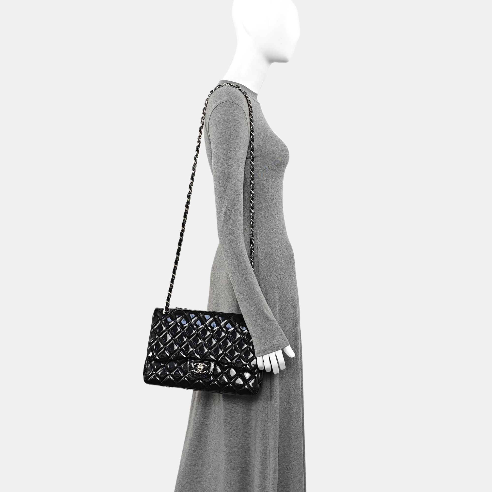 CLASSIC FLAP Jumbo Quilted Patent Leather Black