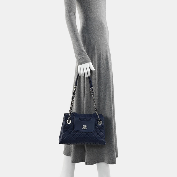 Quilted Lambskin Shoulder Bag Blue