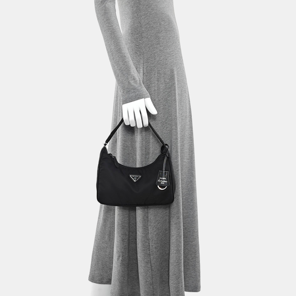 Re-Edition2000 Mini Nylon Black