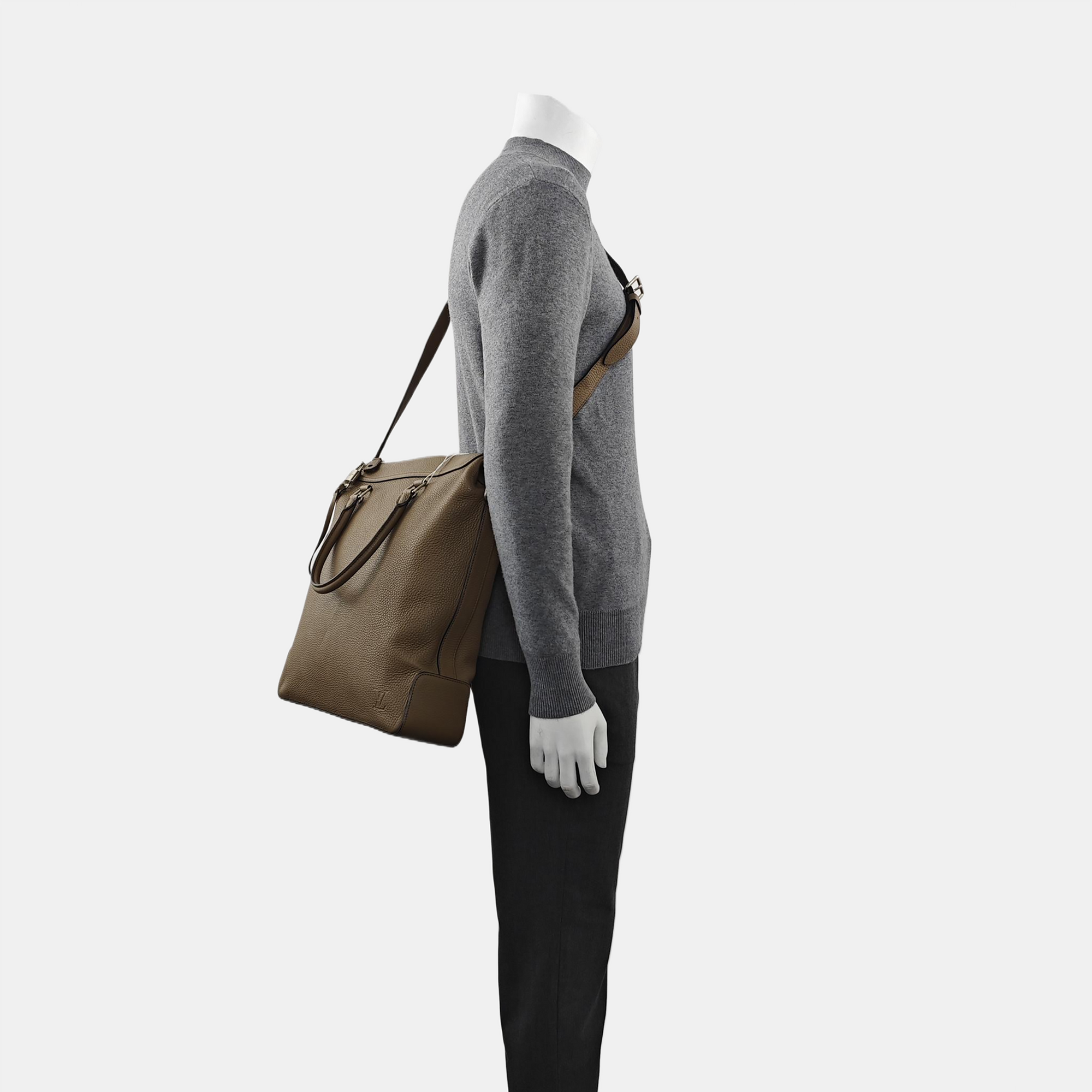 Calfskin Shoulder Bag Brown