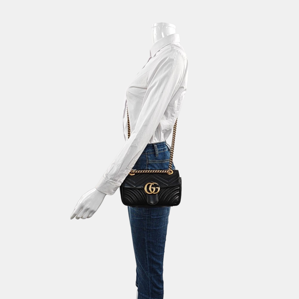 GG Marmont Small Quilted Calfskin Black
