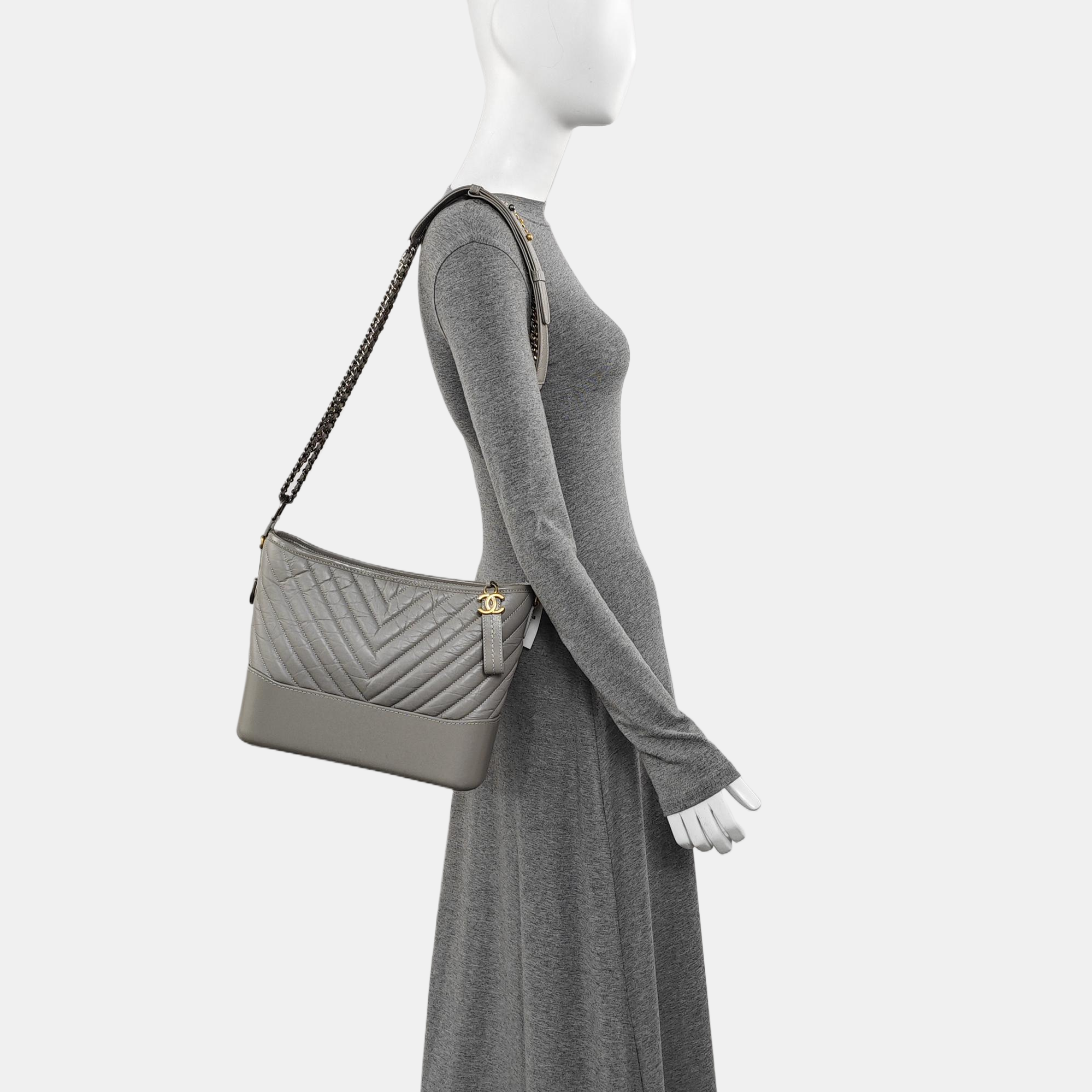 GABRIELLE Medium Chevron Calfskin Gray