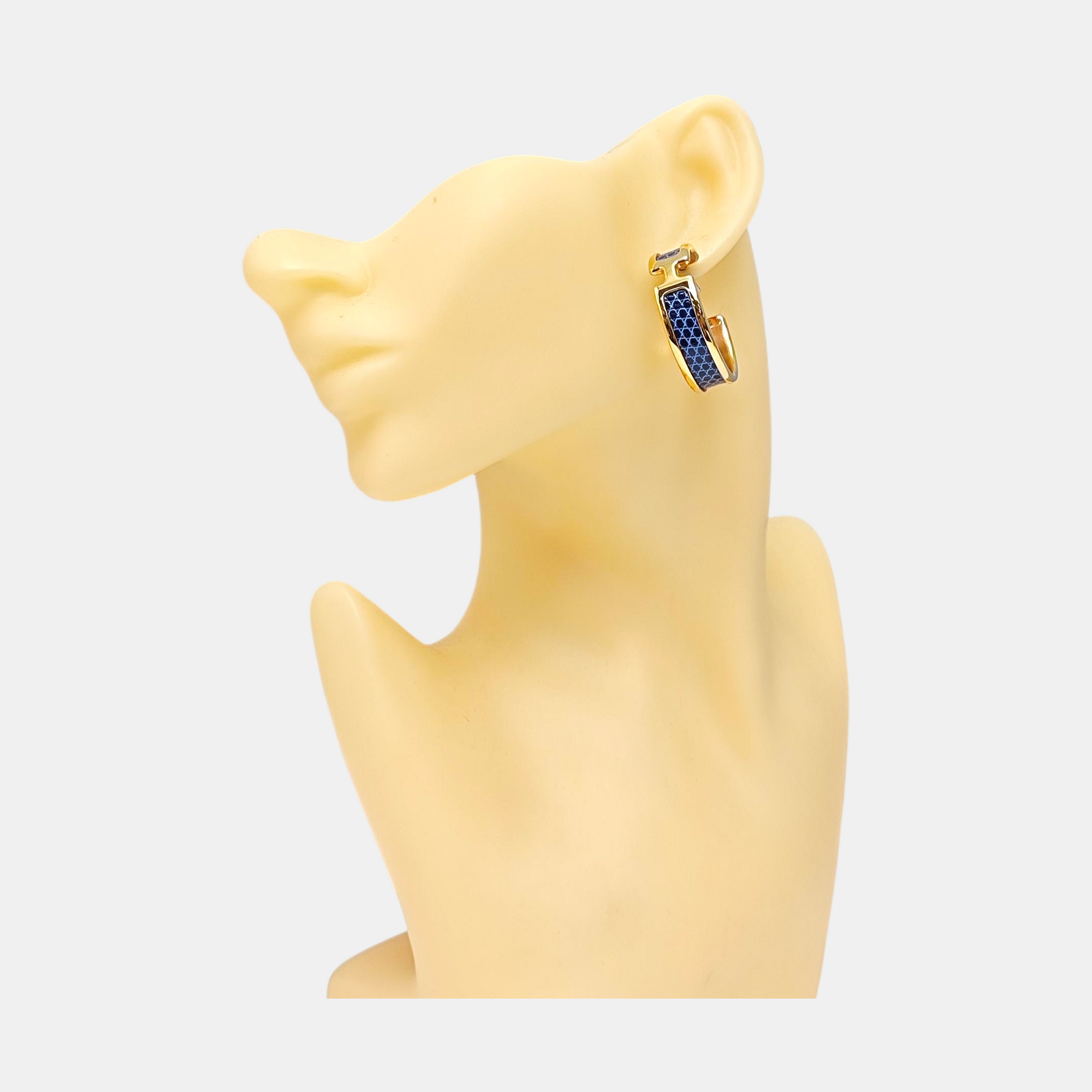 Metal Gold Earrings