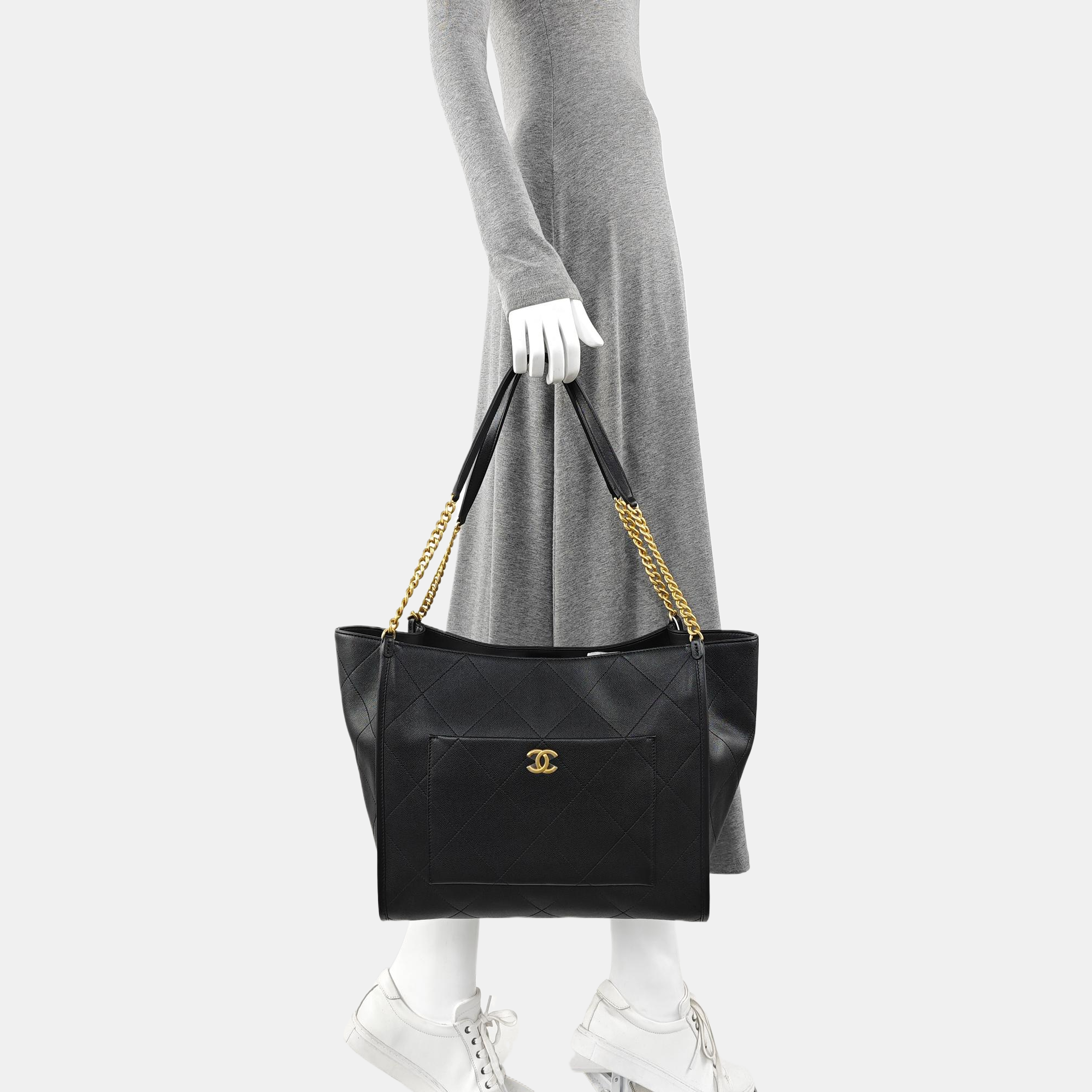 Quilted Grained Calfskin Tote Bag Black