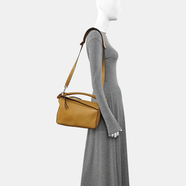 Puzzle Medium Calfskin Brown