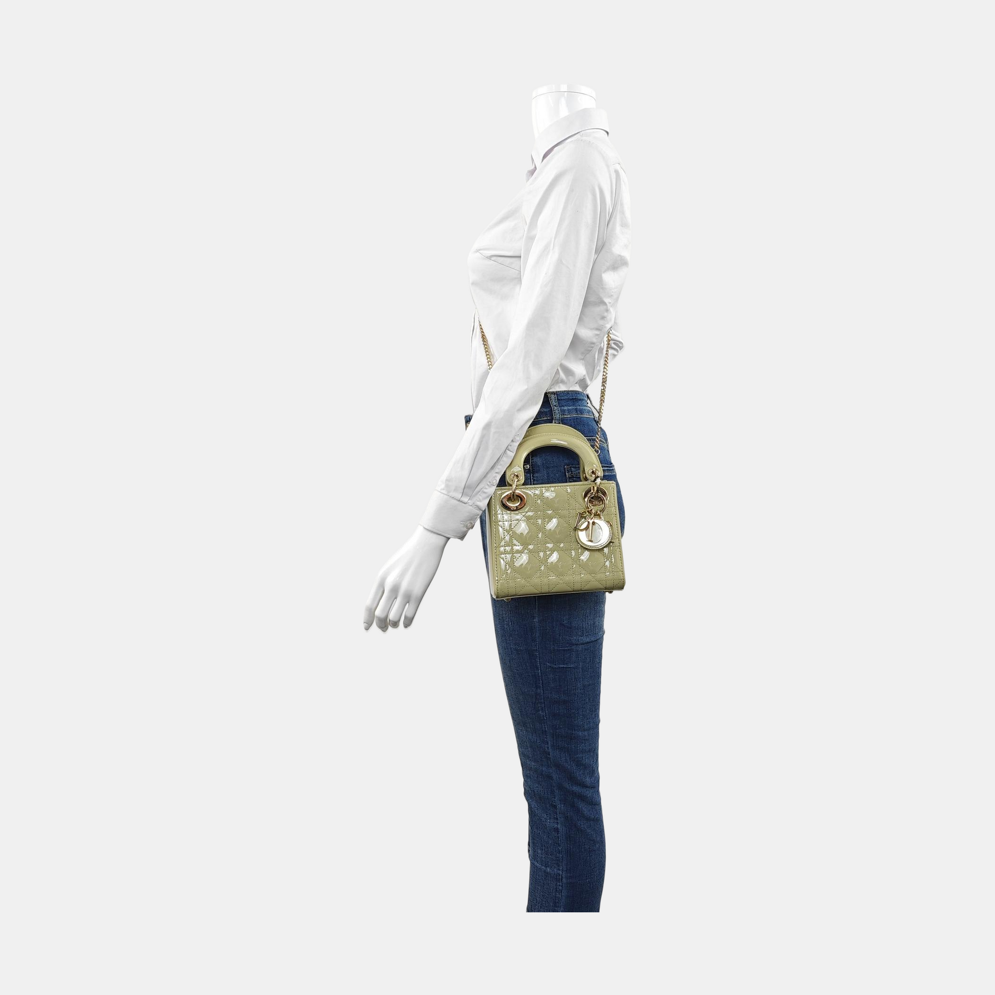 Authenticated pre-owned  Lady Dior Cannage Patent Leather Green - Shoulder Bag at Looply