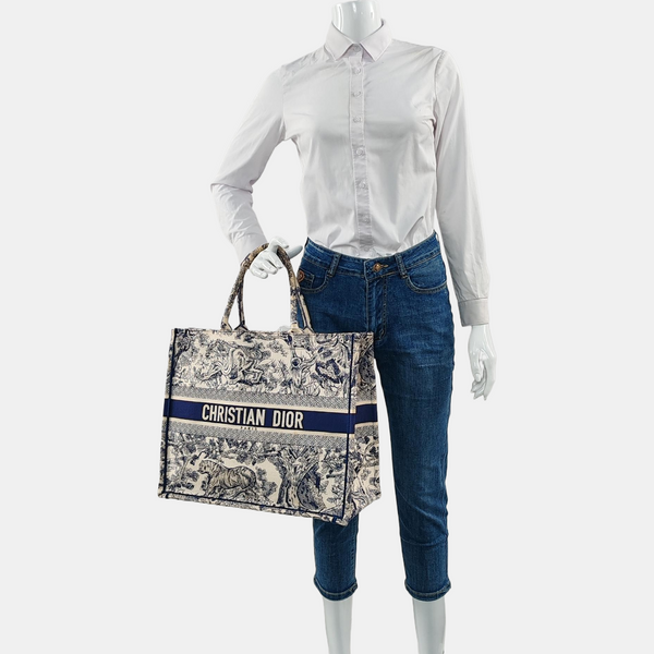 Book Tote Large Canvas Beige