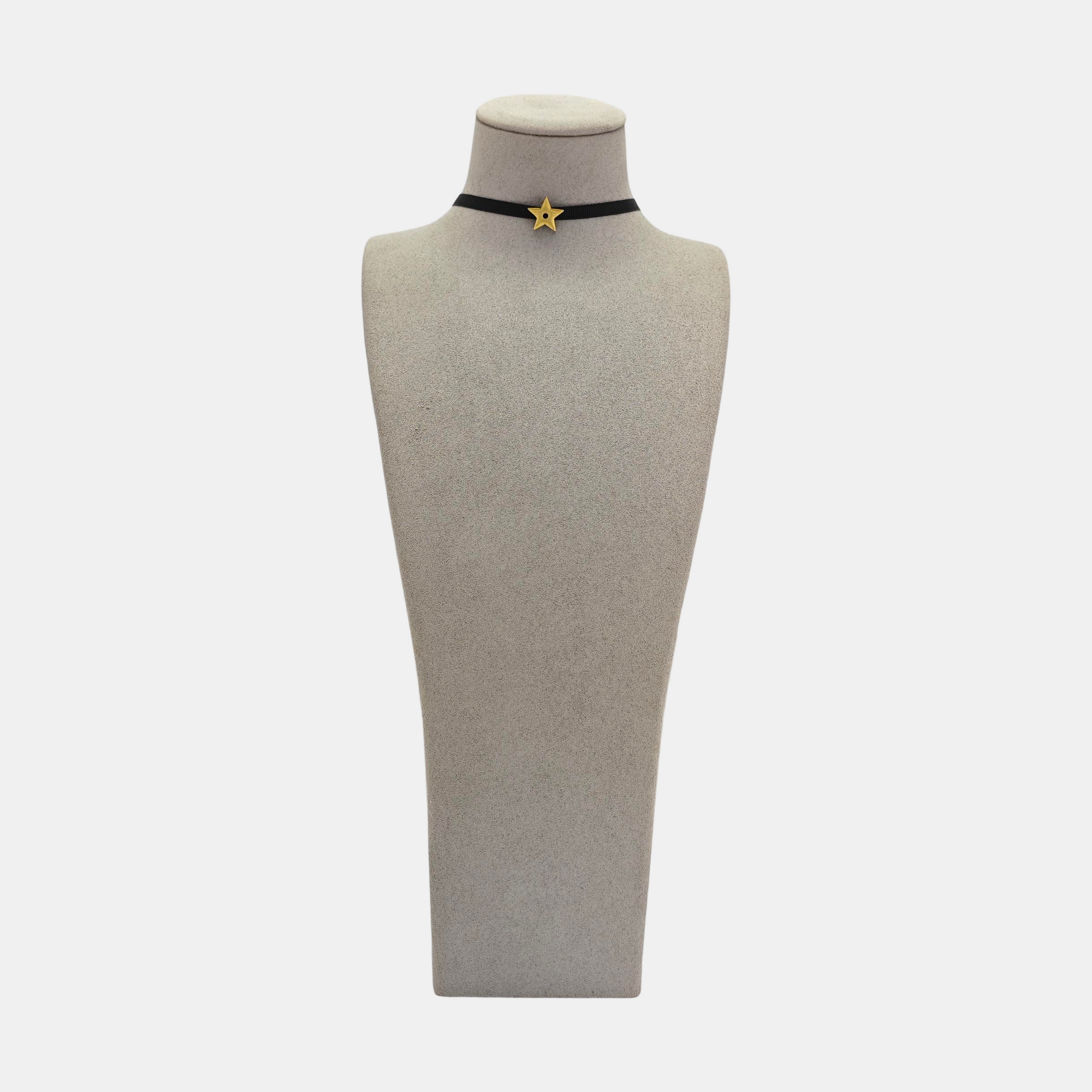 J'adior Metal Black Necklace