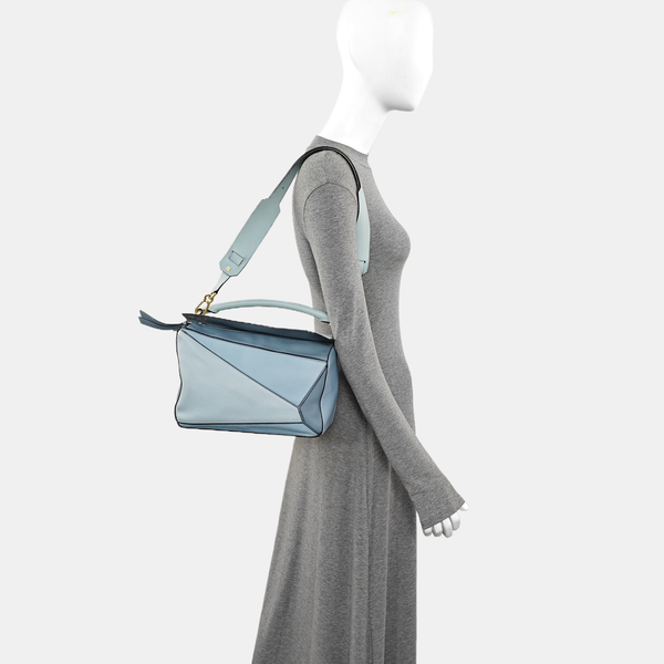 Puzzle Medium Calfskin Blue