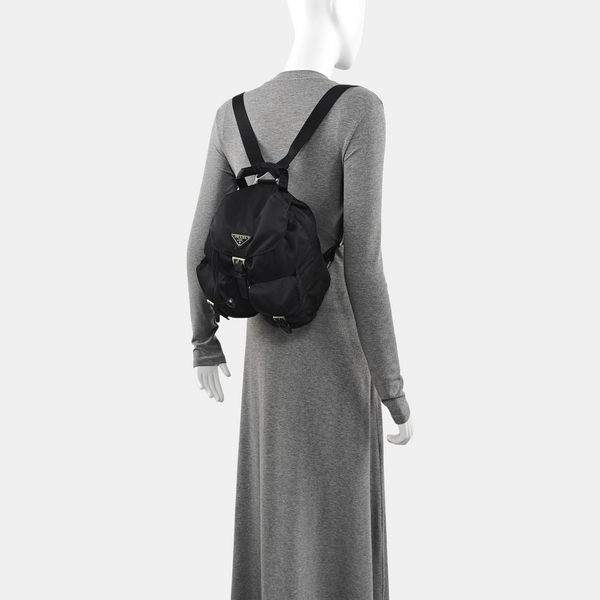 Vela Small Nylon Black