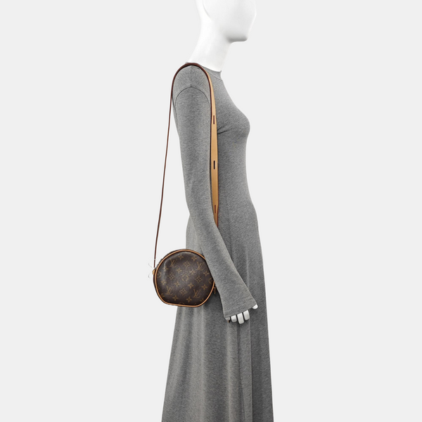 BOITE CHAPEAU PM Monogram Coated Canvas Brown